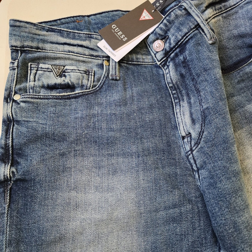 Guess Slim Tapered Jeans Mens 32x32 Vivid Aged Wash Destroy Blue MB3AS230300 NWT